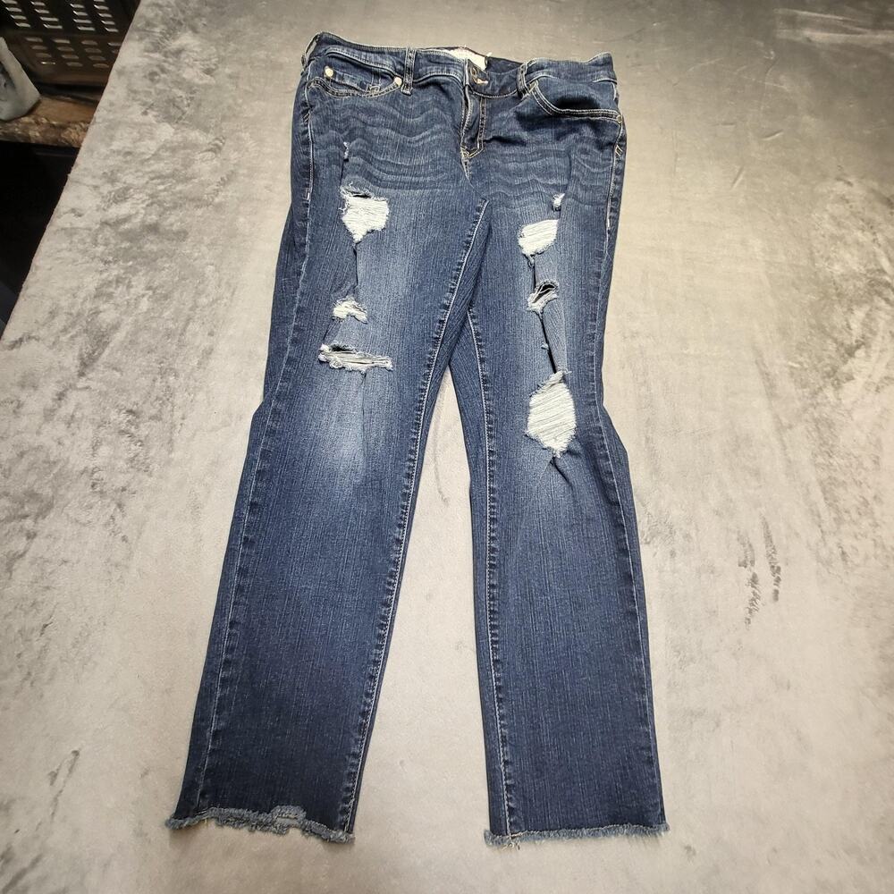 Torrid Boyfriend Crop Jeans Womens 12 Blue Medium Wash‎ Distressed Denim